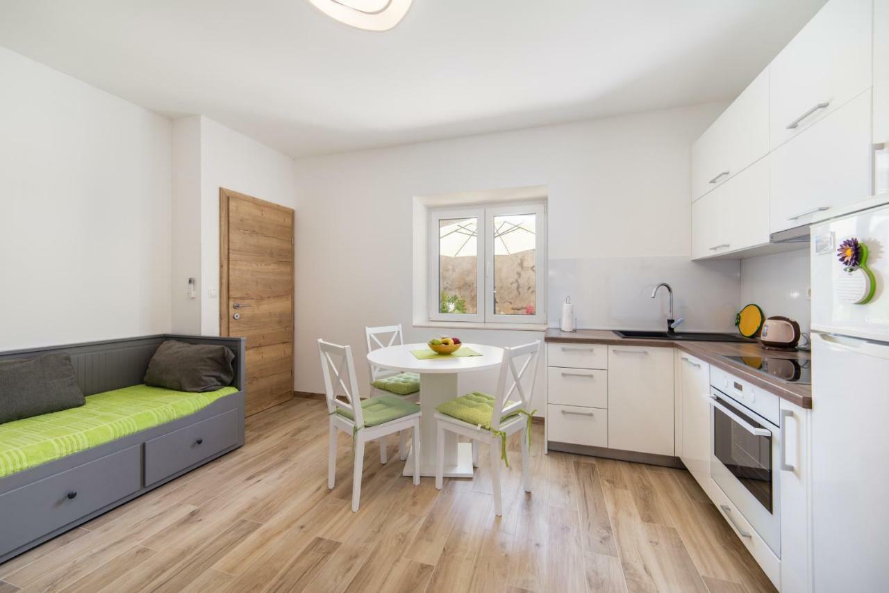 Apartmani Ujdur Gradac (Split-Dalmatia) Exterior foto
